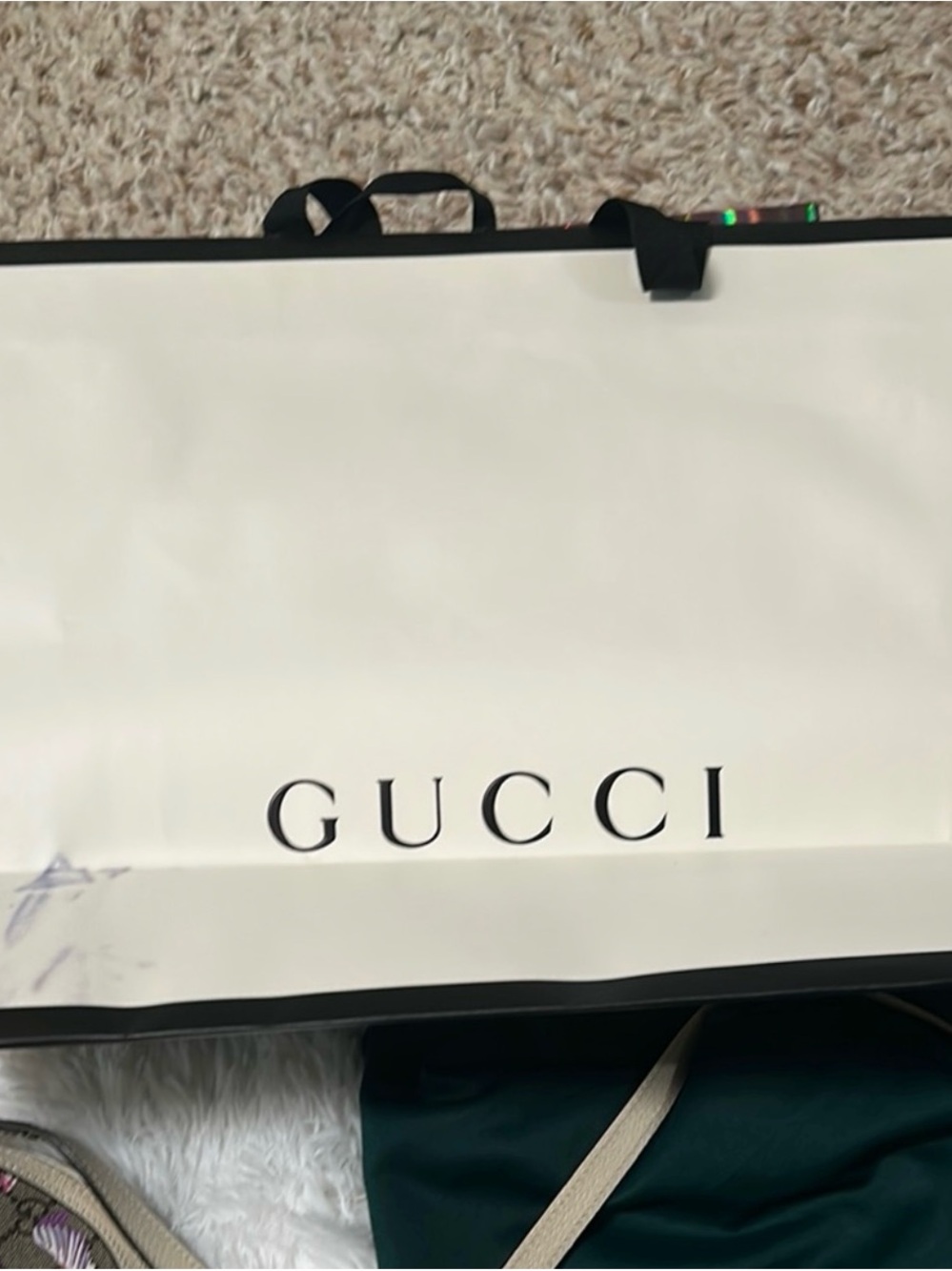 Gucci Floral GG Supreme Canvas Small Shoulder Bag — Multicolor - Picture 9 of 13